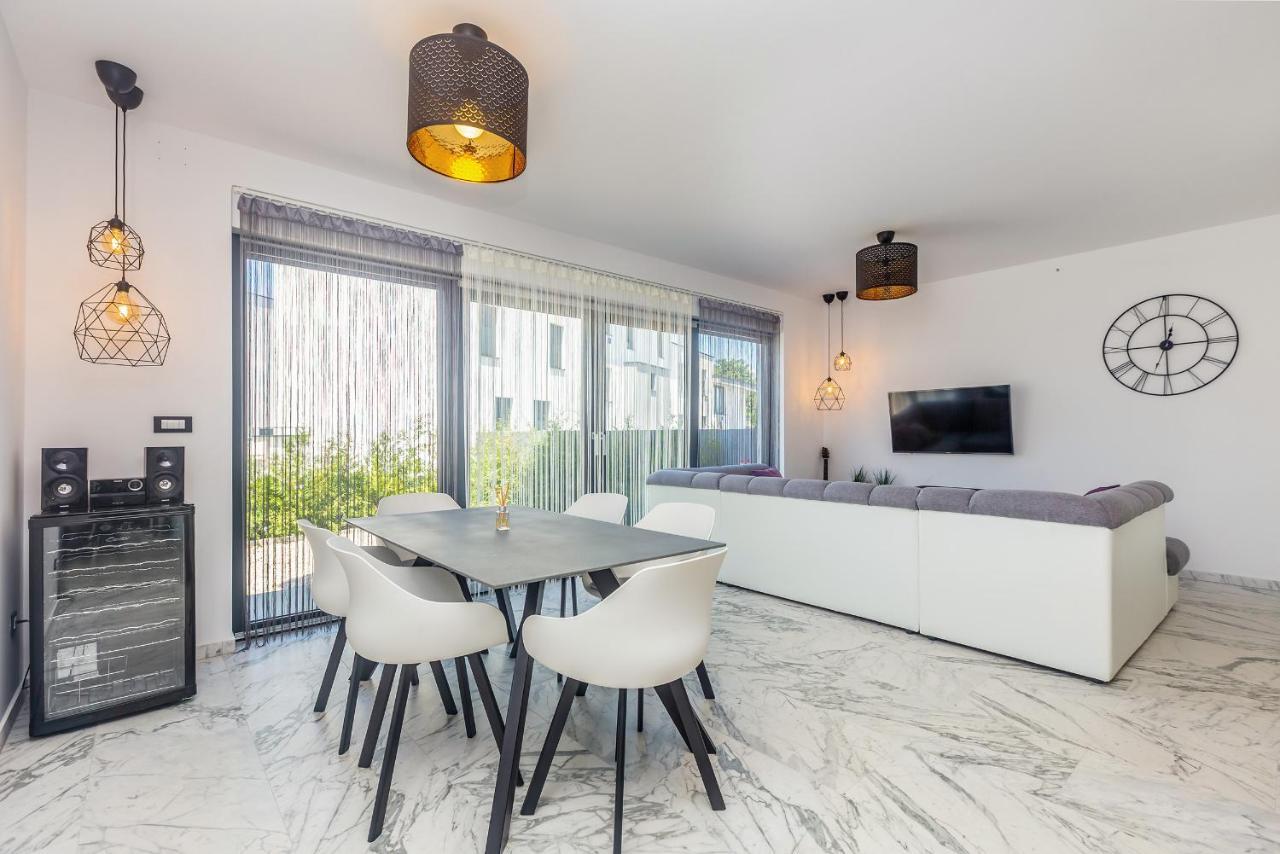 Luxury Apartment Noa นยีวีเซ ภายนอก รูปภาพ